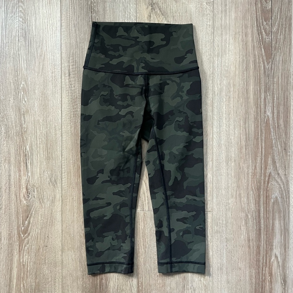 Size 0 Lulu Cropped Legging